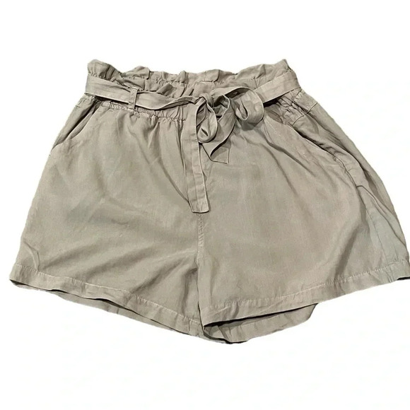 NWT Thread and Supply High Waisted Belted Paperbag Shorts Taupe Tan Womens XL - Picture 3 of 12